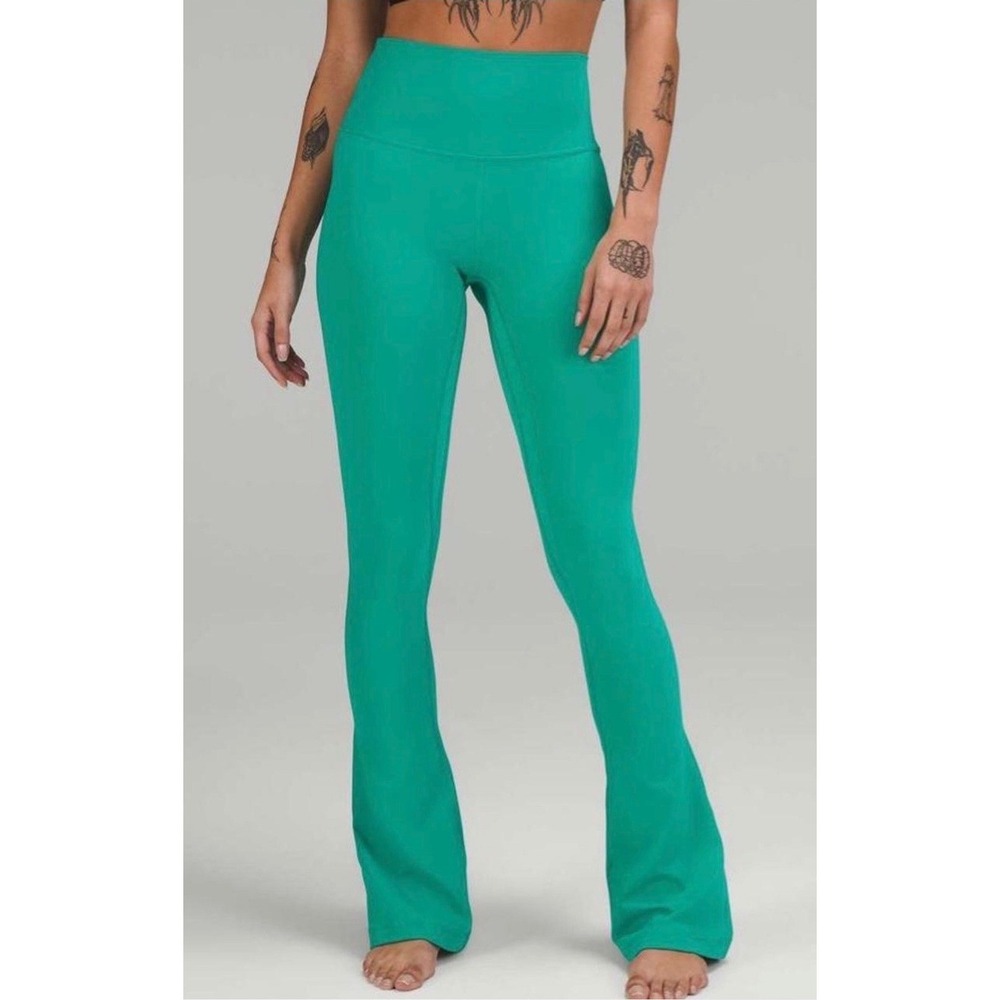 Lululemon Groove Super-High-Rise Flared Pant Women 12 Green Nulu LW5EZ9S